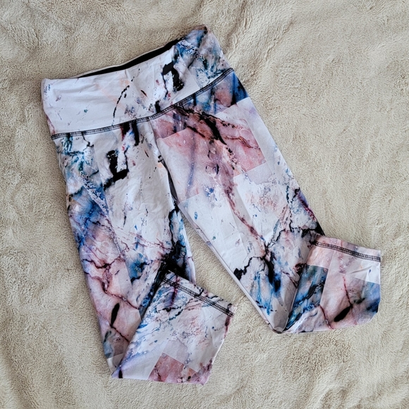 Strut This Marble Leggings - Picture 1 of 5